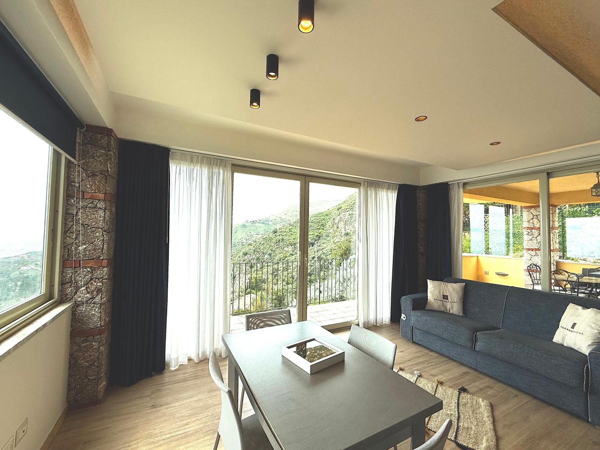 Villa Da Vinci Luxury Panoramic Apartments - Taormina Rooms Collection Экстерьер фото