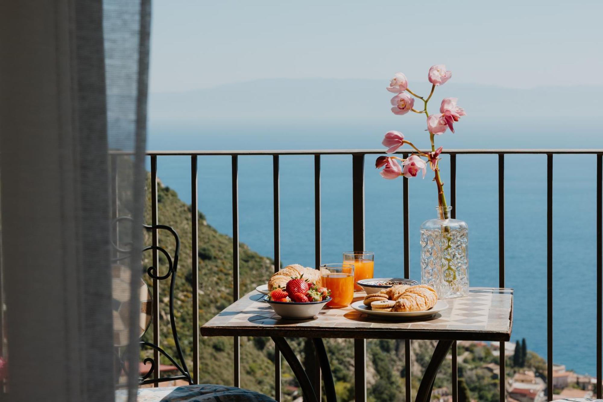 Villa Da Vinci Luxury Panoramic Apartments - Taormina Rooms Collection Экстерьер фото